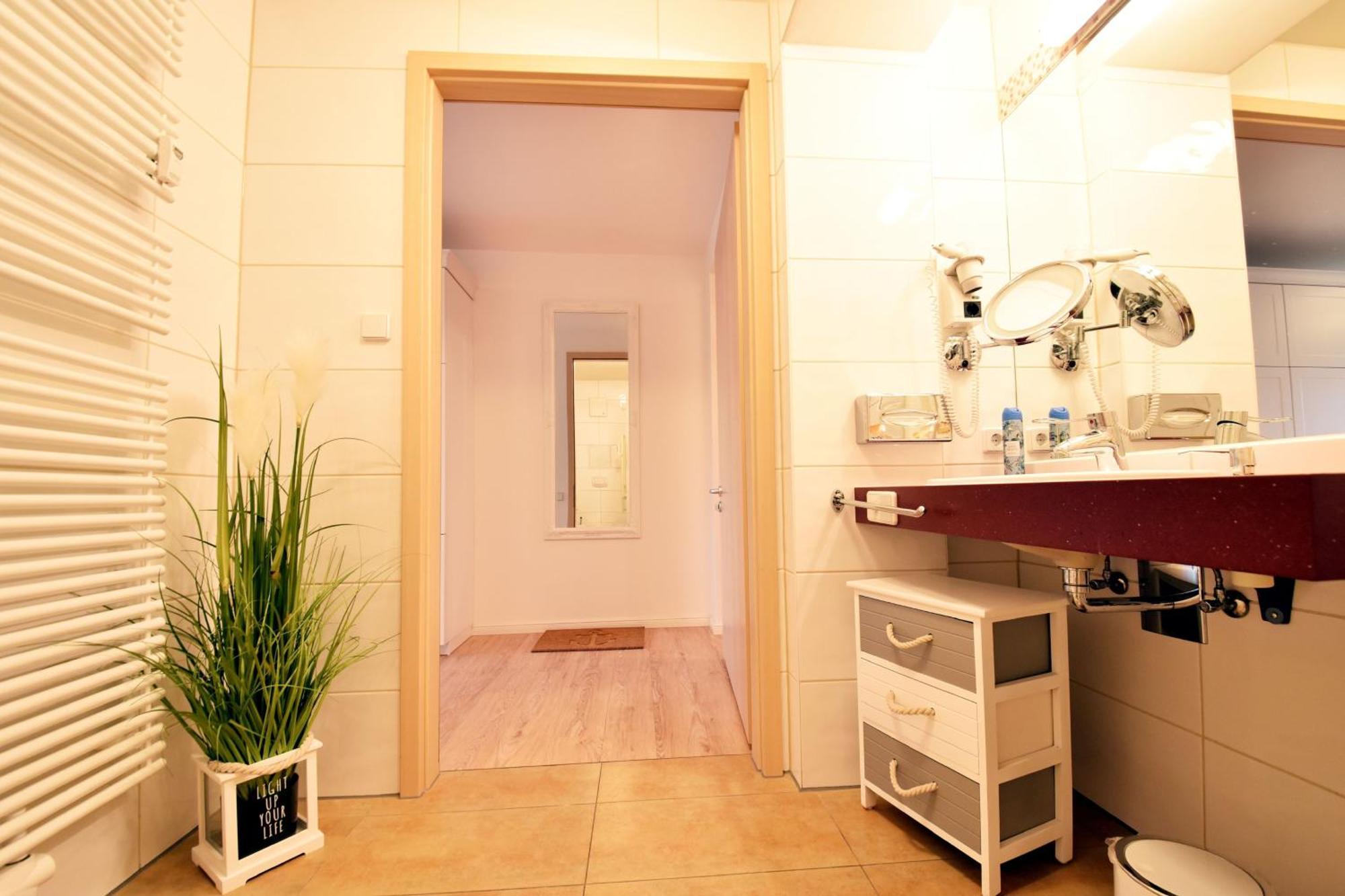 Ferienwohnung Traumduene Im Ostseebad Баабе Екстериор снимка